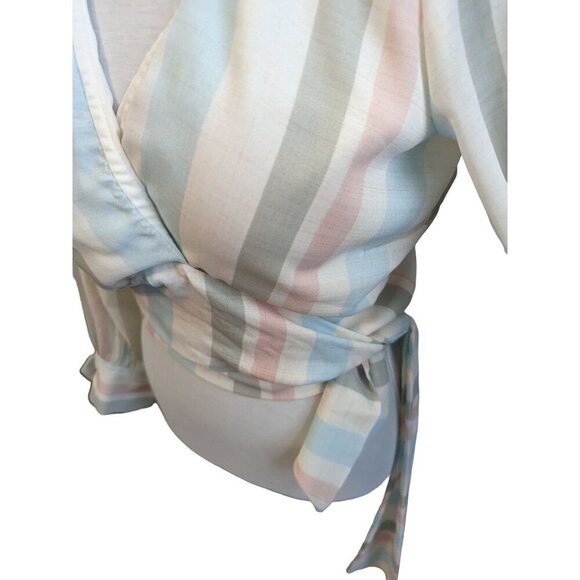 NWT INC Company  wrap top  blouse blue pink pastel cropped  size 10 see below - Picture 6 of 8